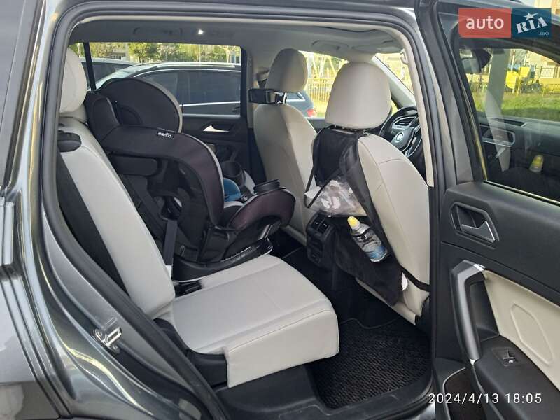 Внедорожник / Кроссовер Volkswagen Tiguan 2019 в Одессе