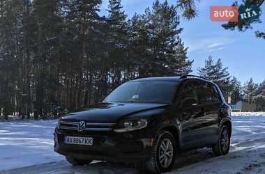 Внедорожник / Кроссовер Volkswagen Tiguan 2015 в Харькове