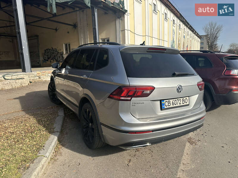 Внедорожник / Кроссовер Volkswagen Tiguan 2019 в Черкассах фото 3 Внедорожник / Кроссовер Volkswagen Tiguan 2019 в Черкассах
