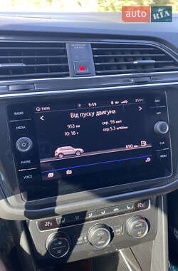 Внедорожник / Кроссовер Volkswagen Tiguan 2018 в 