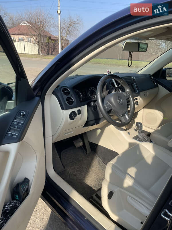 Внедорожник / Кроссовер Volkswagen Tiguan 2013 в Черкассах