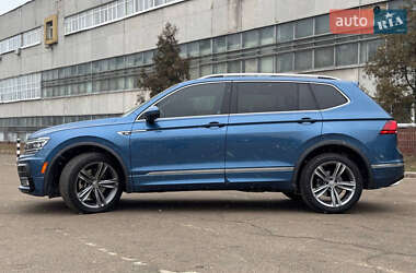 Внедорожник / Кроссовер Volkswagen Tiguan 2018 в Киеве