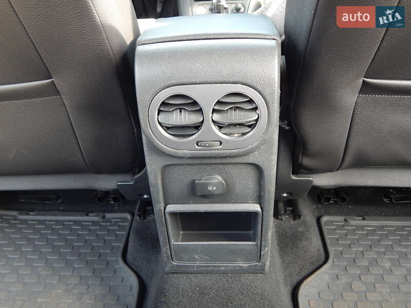 Внедорожник / Кроссовер Volkswagen Tiguan 2015 в Калуше