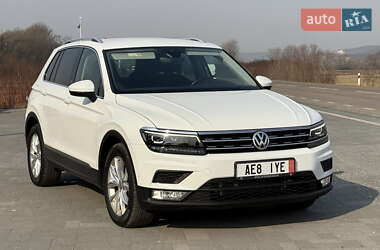 Внедорожник / Кроссовер Volkswagen Tiguan 2018 в Хусте