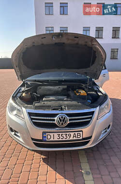 Внедорожник / Кроссовер Volkswagen Tiguan 2011 в Жашкове