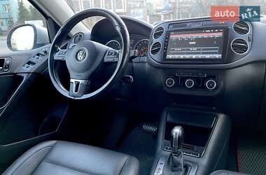 Внедорожник / Кроссовер Volkswagen Tiguan 2011 в Киеве