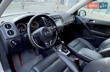 Внедорожник / Кроссовер Volkswagen Tiguan 2011 в Киеве