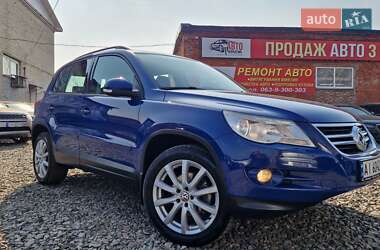 Внедорожник / Кроссовер Volkswagen Tiguan 2008 в Смеле