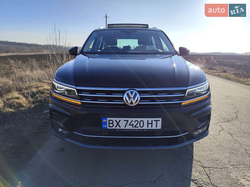 Внедорожник / Кроссовер Volkswagen Tiguan 2018 в Хмельницком
