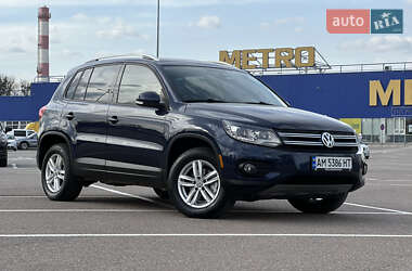 Внедорожник / Кроссовер Volkswagen Tiguan 2013 в Житомире