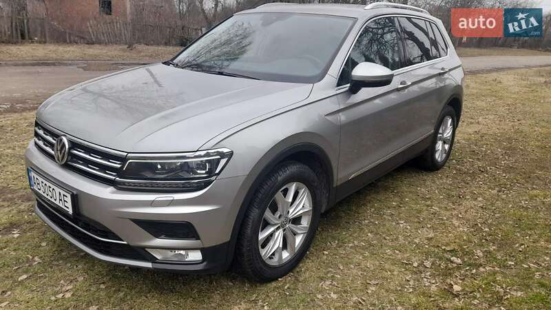 Внедорожник / Кроссовер Volkswagen Tiguan 2016 в Виннице