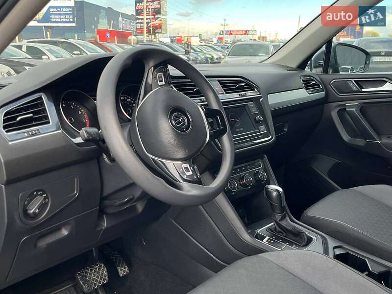 Внедорожник / Кроссовер Volkswagen Tiguan 2018 в Львове