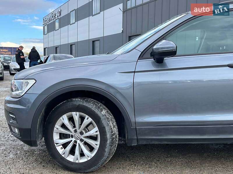 Внедорожник / Кроссовер Volkswagen Tiguan 2018 в Львове