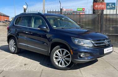 Внедорожник / Кроссовер Volkswagen Tiguan 2015 в Киеве