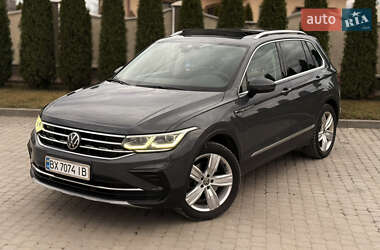 Позашляховик / Кросовер Volkswagen Tiguan 2020 в Хмельницькому