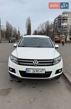 Позашляховик / Кросовер Volkswagen Tiguan 2013 в Полтаві