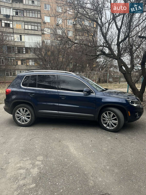 Внедорожник / Кроссовер Volkswagen Tiguan 2011 в Краматорске фото 2 Внедорожник / Кроссовер Volkswagen Tiguan 2011 в Краматорске