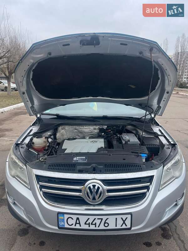 Позашляховик / Кросовер Volkswagen Tiguan 2008 в Черкасах