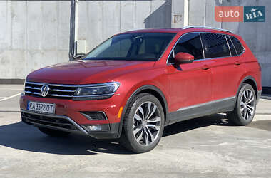 Внедорожник / Кроссовер Volkswagen Tiguan 2017 в Киеве