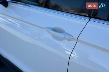 Внедорожник / Кроссовер Volkswagen Tiguan 2018 в 