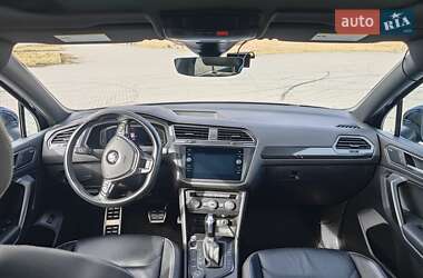 Внедорожник / Кроссовер Volkswagen Tiguan 2021 в 