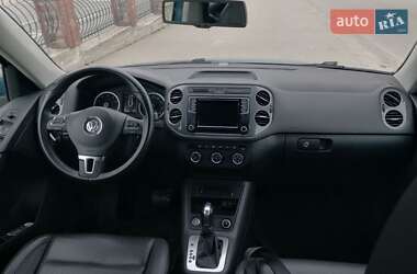 Позашляховик / Кросовер Volkswagen Tiguan 2017 в 