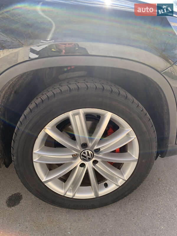 Внедорожник / Кроссовер Volkswagen Tiguan 2011 в Чернигове фото 11 Внедорожник / Кроссовер Volkswagen Tiguan 2011 в Чернигове