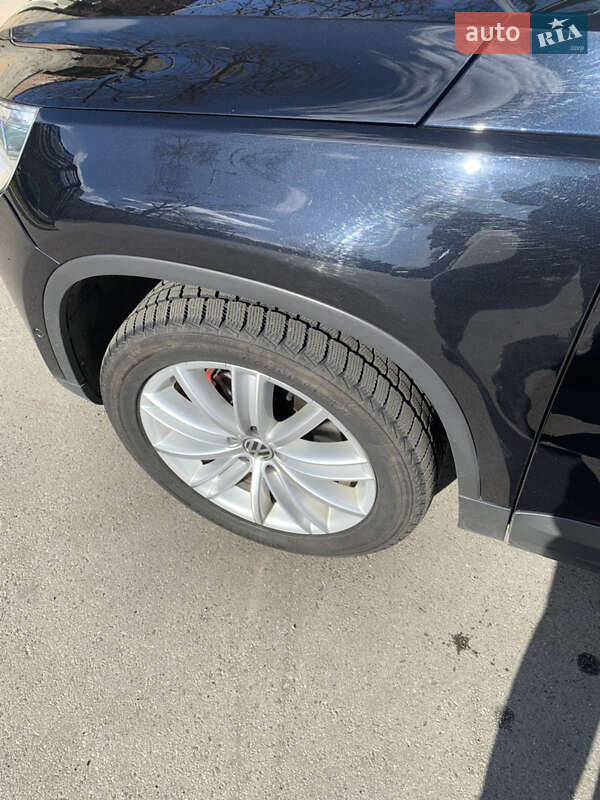 Внедорожник / Кроссовер Volkswagen Tiguan 2011 в Чернигове фото 12 Внедорожник / Кроссовер Volkswagen Tiguan 2011 в Чернигове