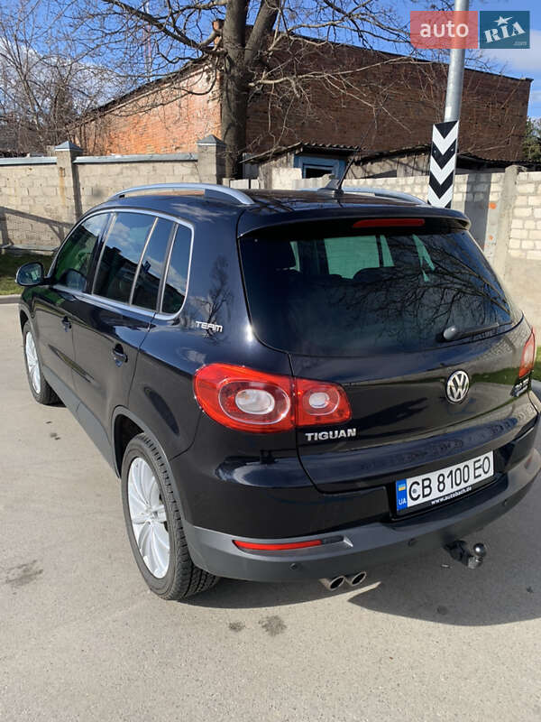 Внедорожник / Кроссовер Volkswagen Tiguan 2011 в Чернигове фото 38 Внедорожник / Кроссовер Volkswagen Tiguan 2011 в Чернигове
