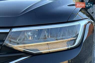 Внедорожник / Кроссовер Volkswagen Tiguan 2021 в 