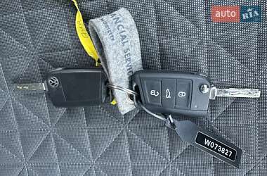 Внедорожник / Кроссовер Volkswagen Tiguan 2021 в 