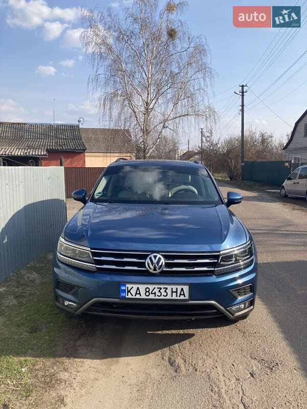 Внедорожник / Кроссовер Volkswagen Tiguan 2017 в Переяславе