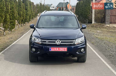 Внедорожник / Кроссовер Volkswagen Tiguan 2016 в 