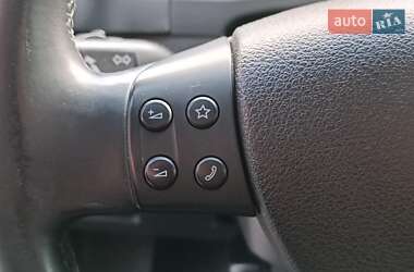Внедорожник / Кроссовер Volkswagen Tiguan 2010 в 