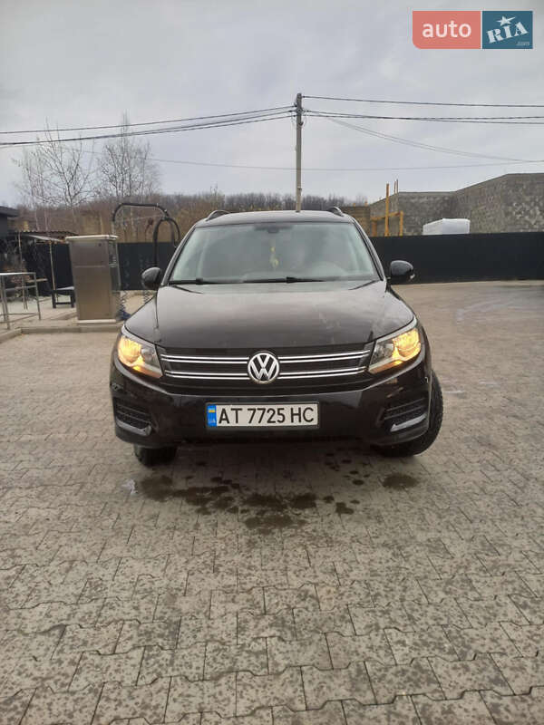 Внедорожник / Кроссовер Volkswagen Tiguan 2015 в Долине