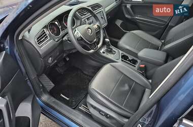 Внедорожник / Кроссовер Volkswagen Tiguan 2020 в 