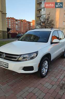 Внедорожник / Кроссовер Volkswagen Tiguan 2016 в 