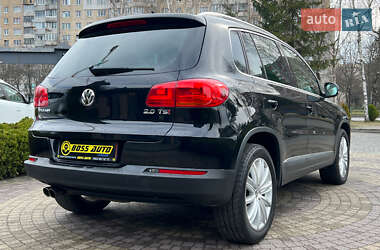Внедорожник / Кроссовер Volkswagen Tiguan 2012 в 