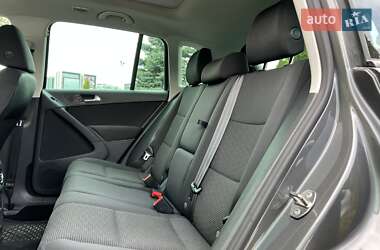 Позашляховик / Кросовер Volkswagen Tiguan 2013 в 