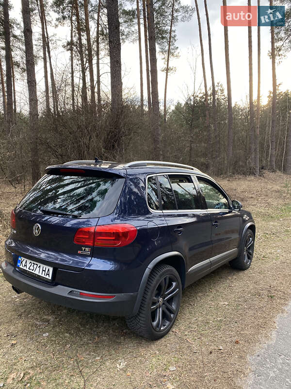 Volkswagen Tiguan 2015