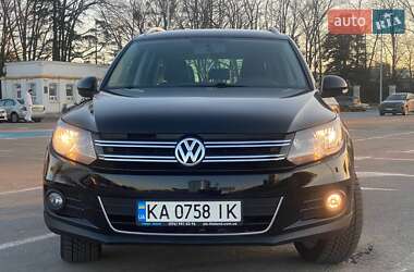 Внедорожник / Кроссовер Volkswagen Tiguan 2012 в 