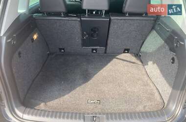 Внедорожник / Кроссовер Volkswagen Tiguan 2012 в 
