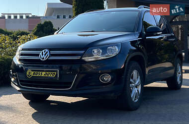 Внедорожник / Кроссовер Volkswagen Tiguan 2016 в 