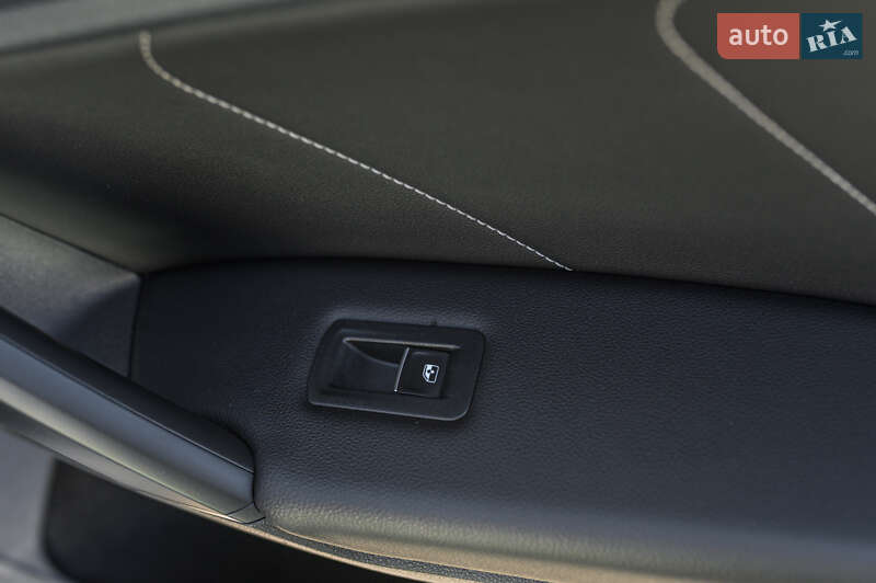 Внедорожник / Кроссовер Volkswagen Tiguan 2021 в Львове