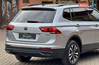 Внедорожник / Кроссовер Volkswagen Tiguan 2022 в 