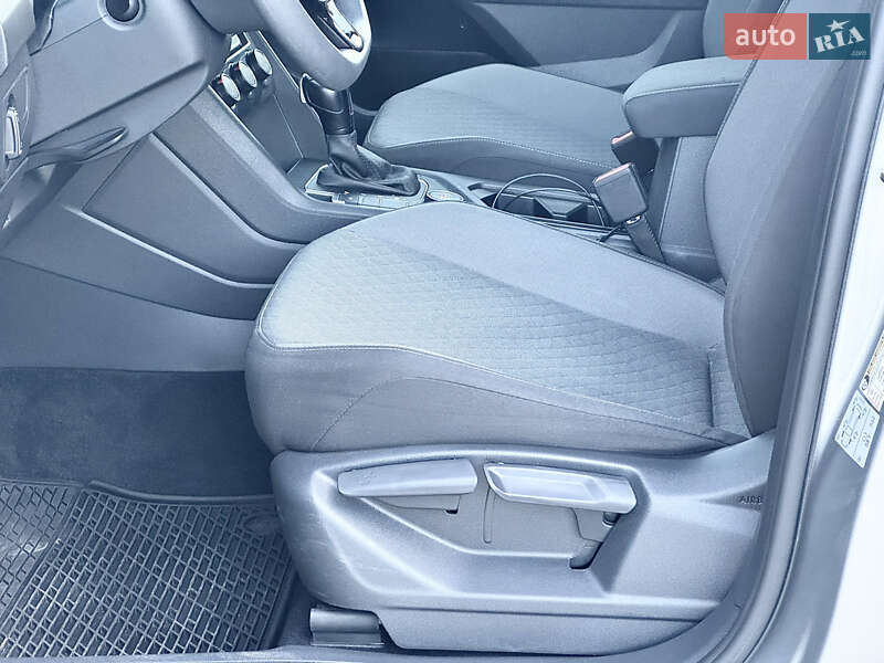 Внедорожник / Кроссовер Volkswagen Tiguan 2020 в Киеве