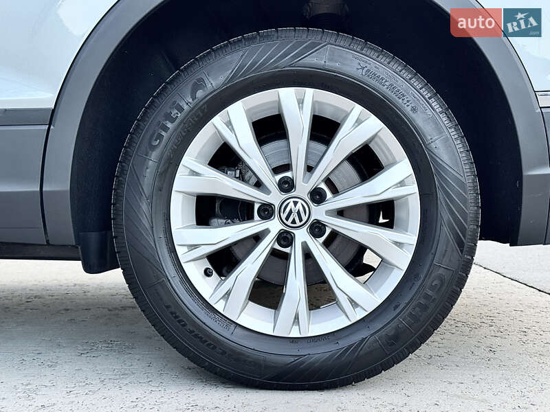 Внедорожник / Кроссовер Volkswagen Tiguan 2020 в Киеве