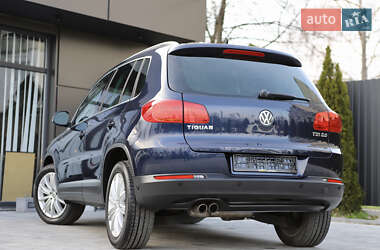 Внедорожник / Кроссовер Volkswagen Tiguan 2012 в 