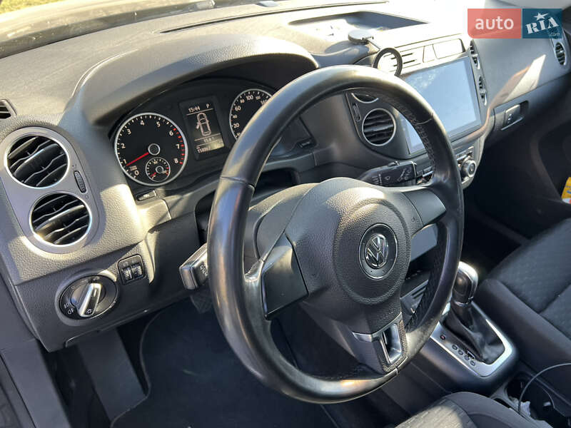 Внедорожник / Кроссовер Volkswagen Tiguan 2010 в Киеве