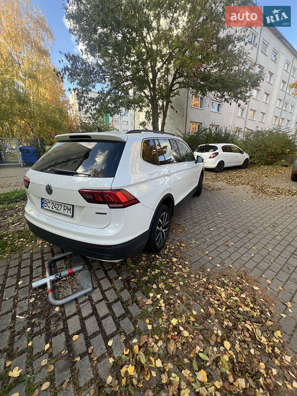 Внедорожник / Кроссовер Volkswagen Tiguan 2018 в Киеве
